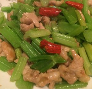 炒芹菜肉片 炒芹菜肉片