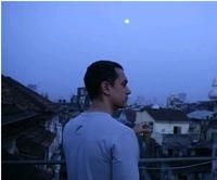 《河邊男洗衣工》