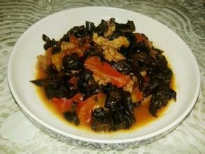 番茄木耳花菜肉片 番茄木耳花菜肉片