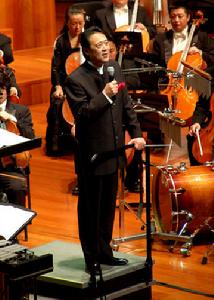北京交響樂團指揮譚利華