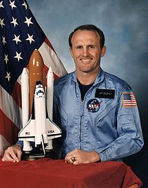 詹姆斯·布克利