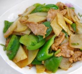 土豆青椒炒肉 土豆青椒炒肉