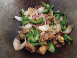 洋蔥青椒炒雞 洋蔥青椒炒雞