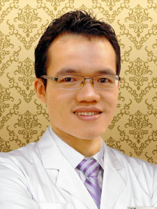 李藝[韓式微創即刻種植牙專家]