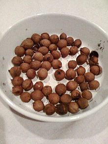 烘焙過的種子，可以直接吃或研磨成粉。