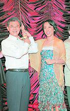 羅康瑞與朱玲玲終成眷屬