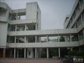 濟南市財經學校 濟南市財經學校