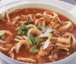 墨魚燉豬肉 墨魚燉豬肉