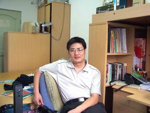 深圳大學信息工程學院教授吉建華