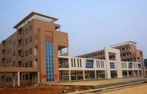 新浯溪一中 新浯溪一中