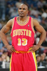 Mike James (basketball, born 1975)