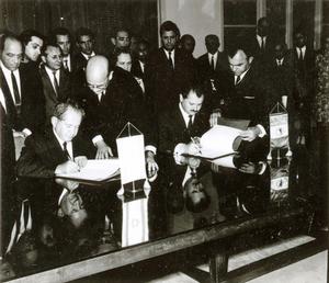 喬亞拉與以色列貿工部長簽署貿易協定