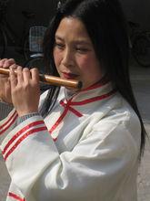 圖2 笛子表演