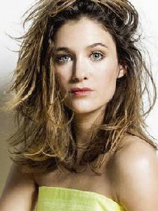 梅蘭妮·貝爾內爾 梅蘭妮·貝爾內爾