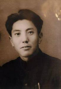 張世英[抗戰老戰士、西安石油大學離休幹部]