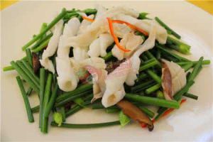 韭菜花魚片 韭菜花魚片