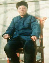 東王善村文化名人李嘉篤近照