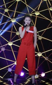 關名揚[關喆妹妹]