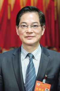 徐平[江蘇省鎮江市政協副主席、民進鎮江市委主委]