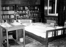 毛主席獨特的大木床