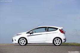 福特新嘉年華 福特新嘉年華