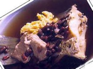 赤小豆豬月展煲鯉魚 赤小豆豬月展煲鯉魚