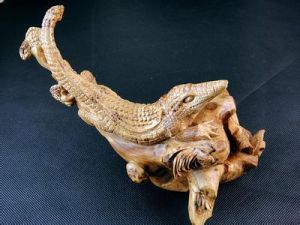 木雕鱷魚 木雕鱷魚