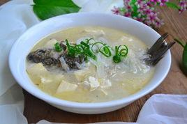 鯽魚蘿蔔豆腐湯 鯽魚蘿蔔豆腐湯