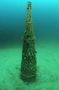 海底鐵塔 海底鐵塔