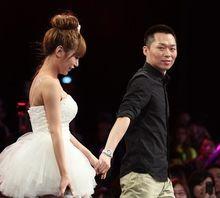 張弘凱牽手馬諾