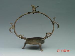 三鳳人物提梁銅燈 三鳳人物提梁銅燈