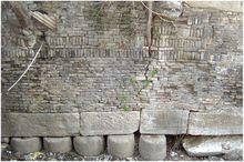 九龍橋圓形石基