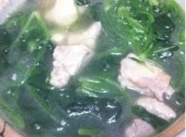 鴨肉菠菜湯 鴨肉菠菜湯