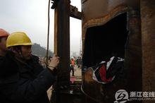 被割開的“逃生口”