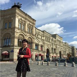 羅穎[福州第十九中學語文教研組組長、高級教師]