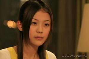 關小舒(卓文萱飾)