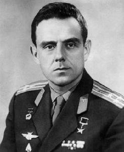 弗拉迪米爾·科馬洛夫 弗拉迪米爾·科馬洛夫