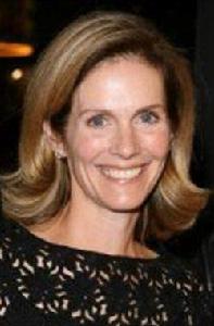 朱麗·哈基提 朱麗·哈基提