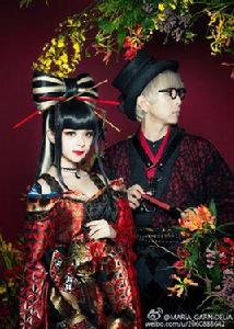 GARNiDELiA GARNiDELiA