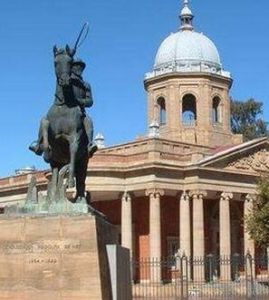 布隆泉市 布隆泉市