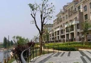 綠馨芳草庭 綠馨芳草庭