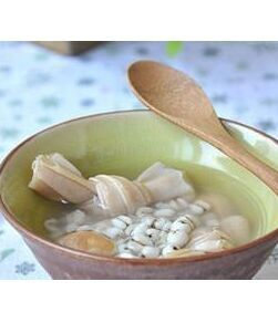 薏仁腐竹湯 薏仁腐竹湯
