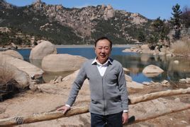 李春[青島美術家協會副秘書長]