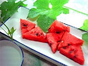 鹽水沾瓜瓤 鹽水沾瓜瓤