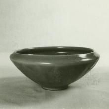 南宋龍泉窯粉青缽 南宋龍泉窯粉青缽