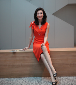 《海峽兩岸》主持人—李紅