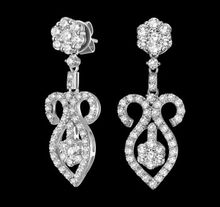 潮宏基-鑽石耳墜