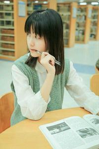 李珥[電影《左耳》系列角色]