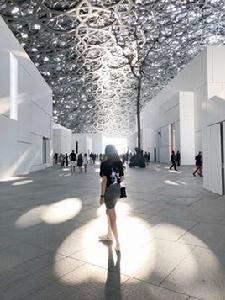 阿布達比羅浮宮