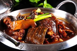 紅燜水魚 紅燜水魚